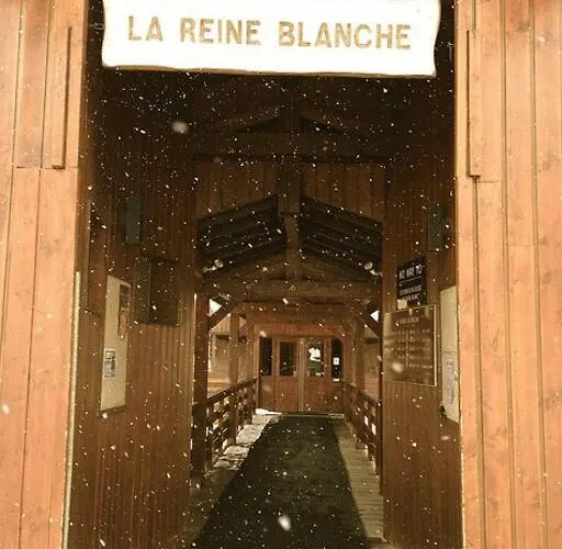 In By Alpstays * Val Thorens